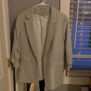 Blazer with very thin shoulder pads